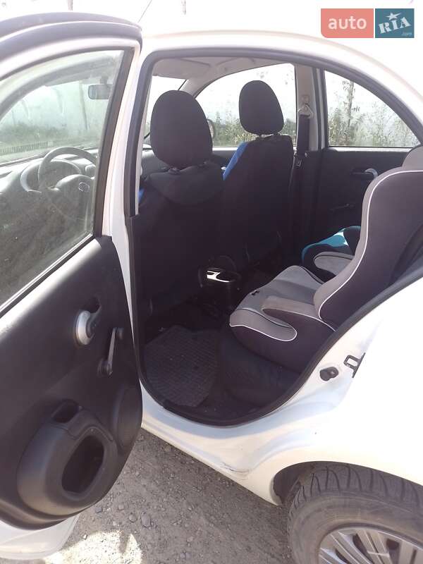 Хетчбек Nissan Micra 2009 в Володимирі