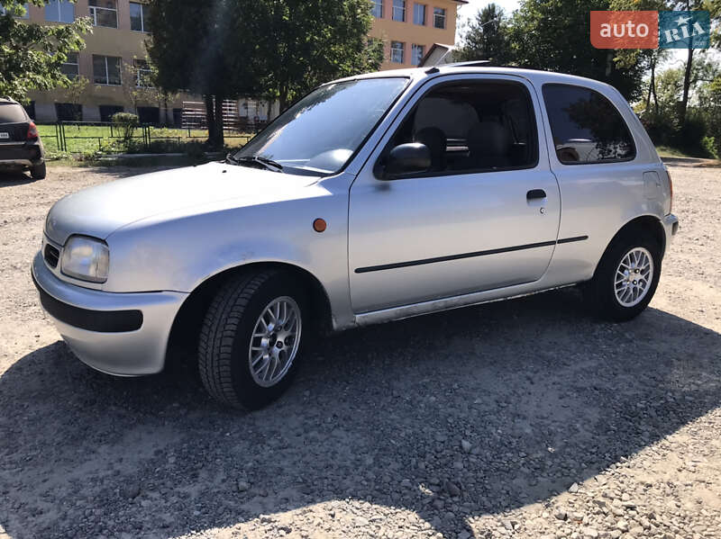 Хэтчбек Nissan Micra 1998 в Отынии