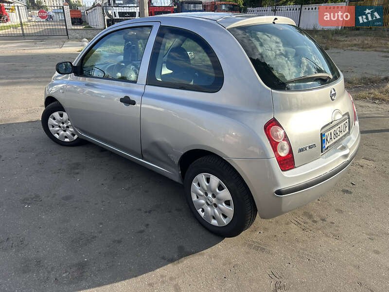 Хетчбек Nissan Micra 2007 в Києві