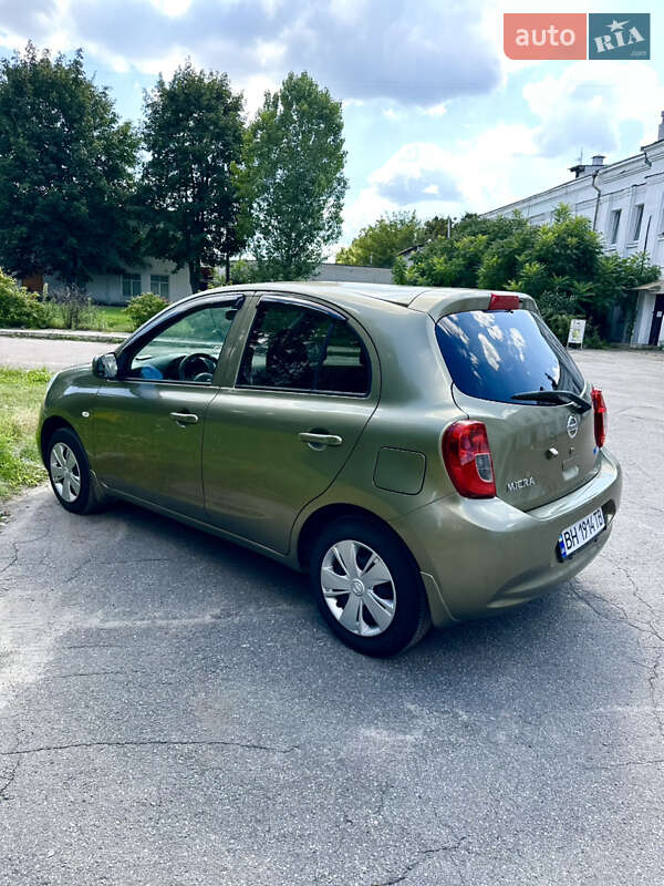 Хэтчбек Nissan Micra 2013 в Киеве