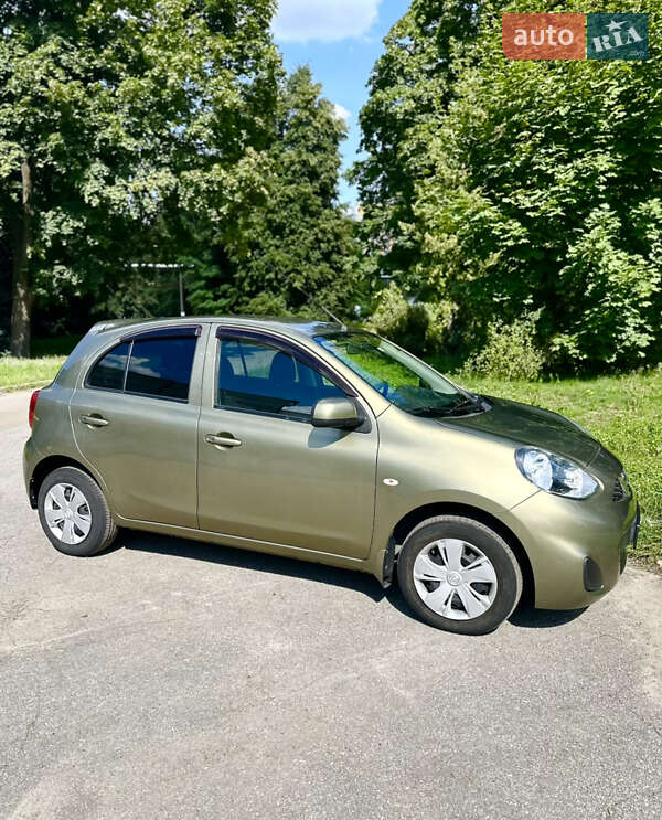 Хэтчбек Nissan Micra 2013 в Киеве