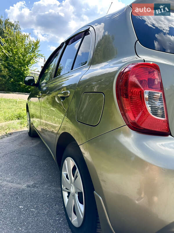 Хэтчбек Nissan Micra 2013 в Киеве