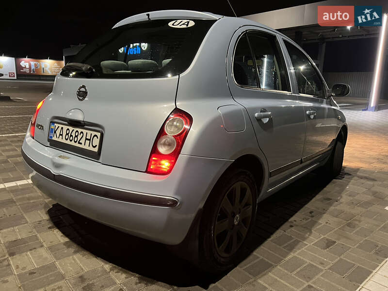 Хэтчбек Nissan Micra 2005 в Киеве