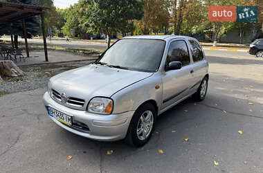 Хэтчбек Nissan Micra 2000 в Подольске
