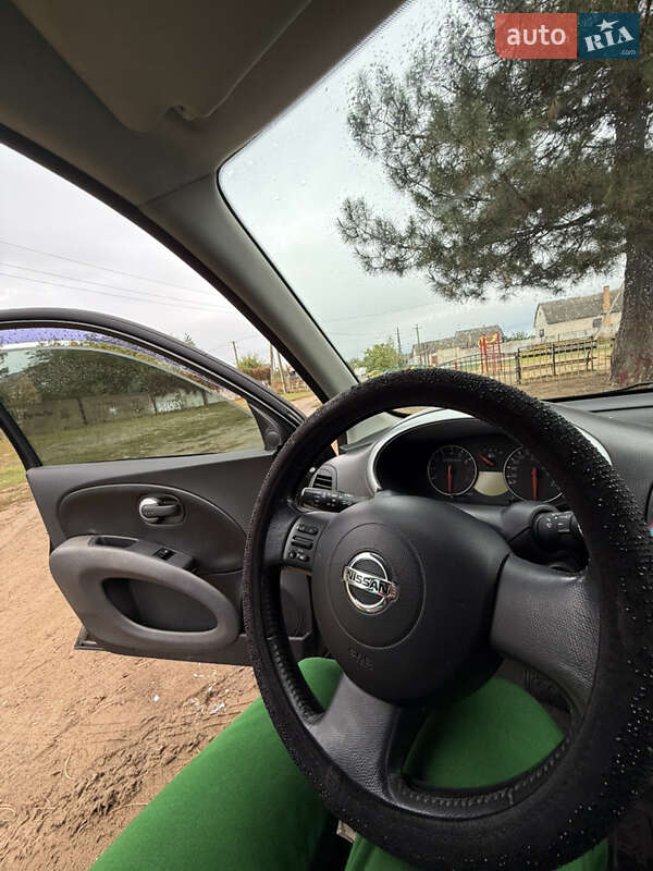 Хетчбек Nissan Micra 2006 в Павлограді