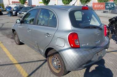 Хэтчбек Nissan Micra 2015 в 