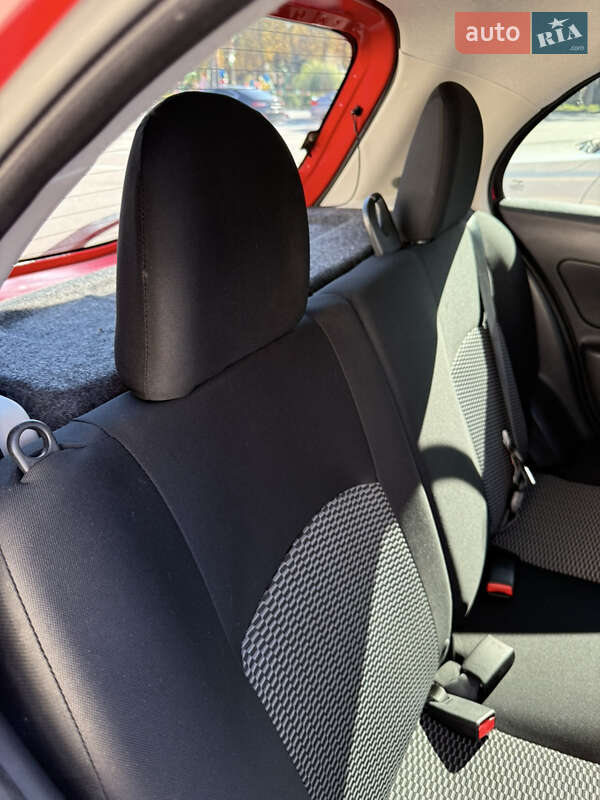 Хэтчбек Nissan Micra 2014 в Харькове