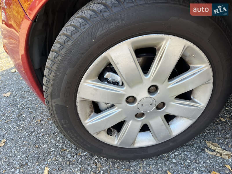 Хэтчбек Nissan Micra 2006 в Бердичеве фото 23 Хэтчбек Nissan Micra 2006 в Бердичеве