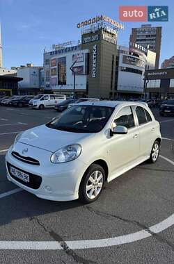 Хэтчбек Nissan Micra 2014 в Киеве