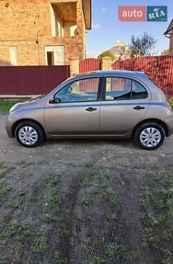 Хэтчбек Nissan Micra 2008 в Черновцах