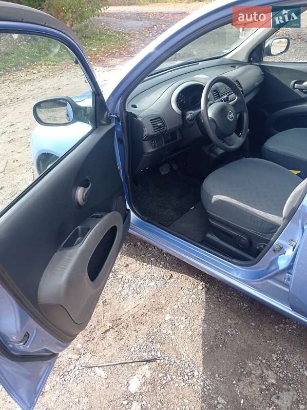 Хэтчбек Nissan Micra 2004 в Виннице
