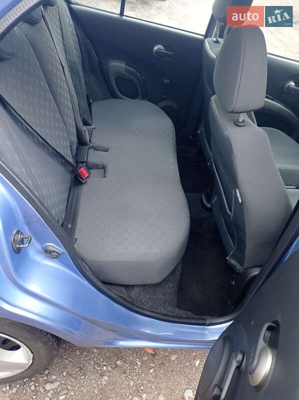 Хэтчбек Nissan Micra 2004 в Виннице
