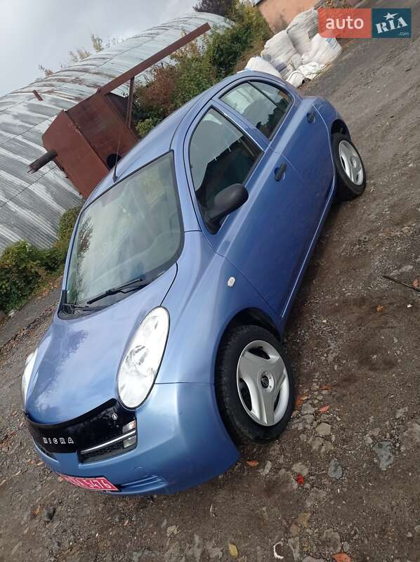 Хэтчбек Nissan Micra 2004 в Виннице