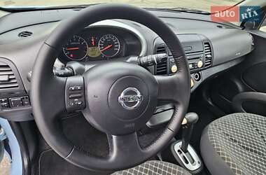 Хэтчбек Nissan Micra 2005 в  фото 15 Хэтчбек Nissan Micra 2005 в