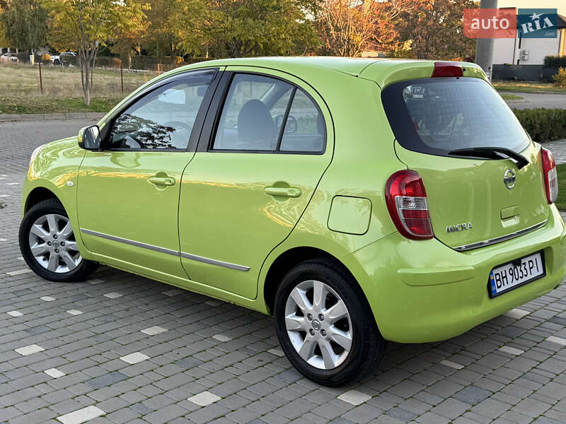 Хетчбек Nissan Micra 2013 в Одесі