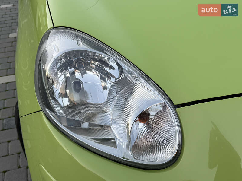 Хетчбек Nissan Micra 2013 в Одесі