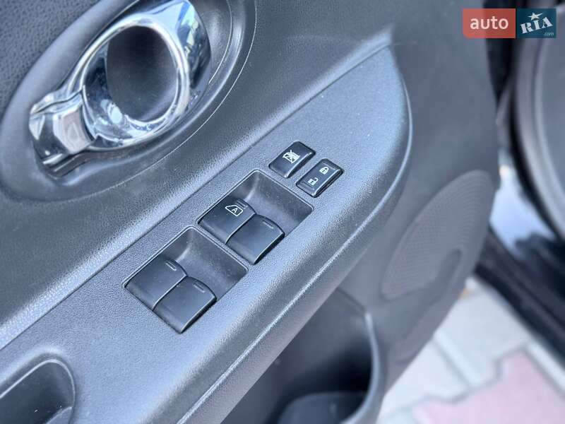 Хэтчбек Nissan Micra 2014 в Одессе фото 12 Хэтчбек Nissan Micra 2014 в Одессе