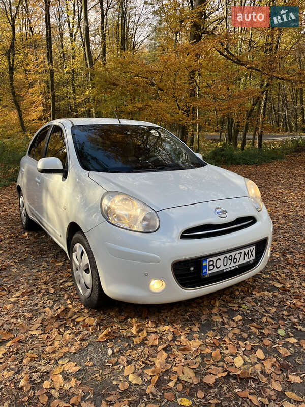 Хэтчбек Nissan Micra 2011 в Львове