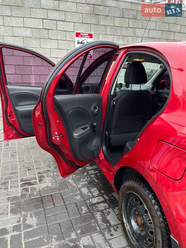 Хетчбек Nissan Micra 2013 в Києві фото 6 Хетчбек Nissan Micra 2013 в Києві