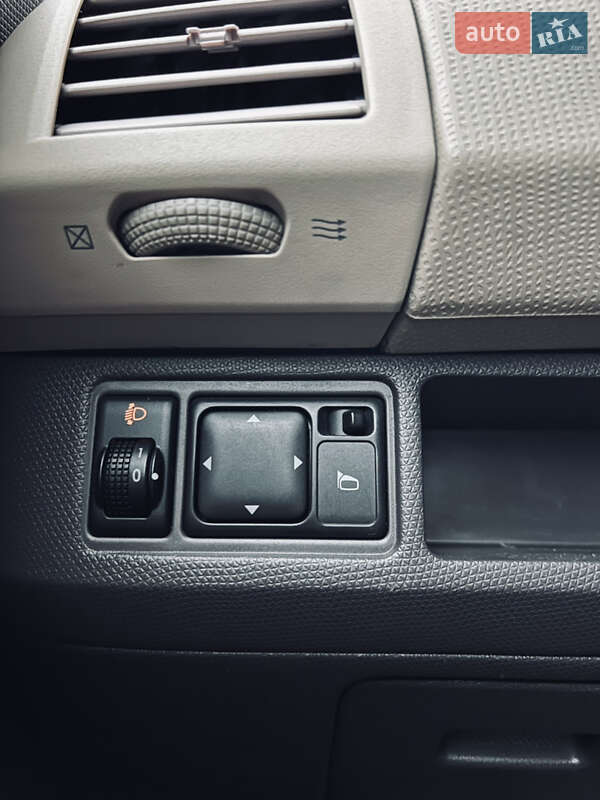 Хетчбек Nissan Micra 2007 в Житомирі