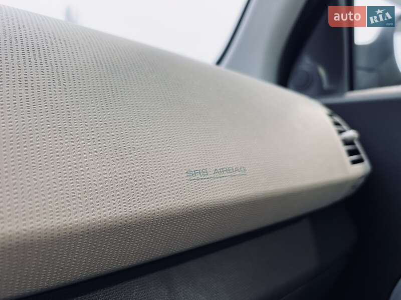 Хетчбек Nissan Micra 2007 в Житомирі