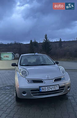 Хетчбек Nissan Micra 2009 в Воловцю