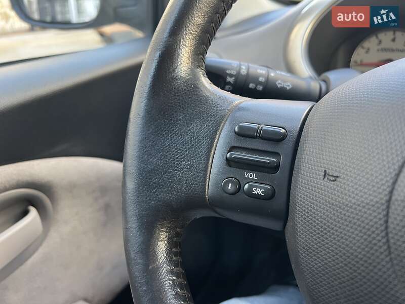 Хэтчбек Nissan Micra 2006 в Киеве