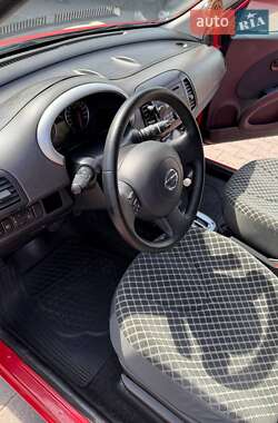 Хэтчбек Nissan Micra 2005 в Яготине