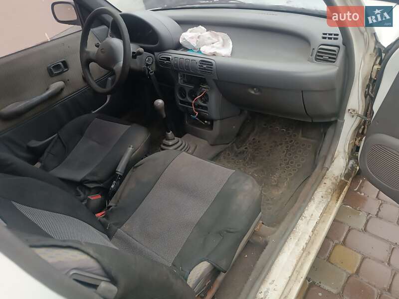 Хетчбек Nissan Micra 1996 в Тернополі фото 8 Хетчбек Nissan Micra 1996 в Тернополі