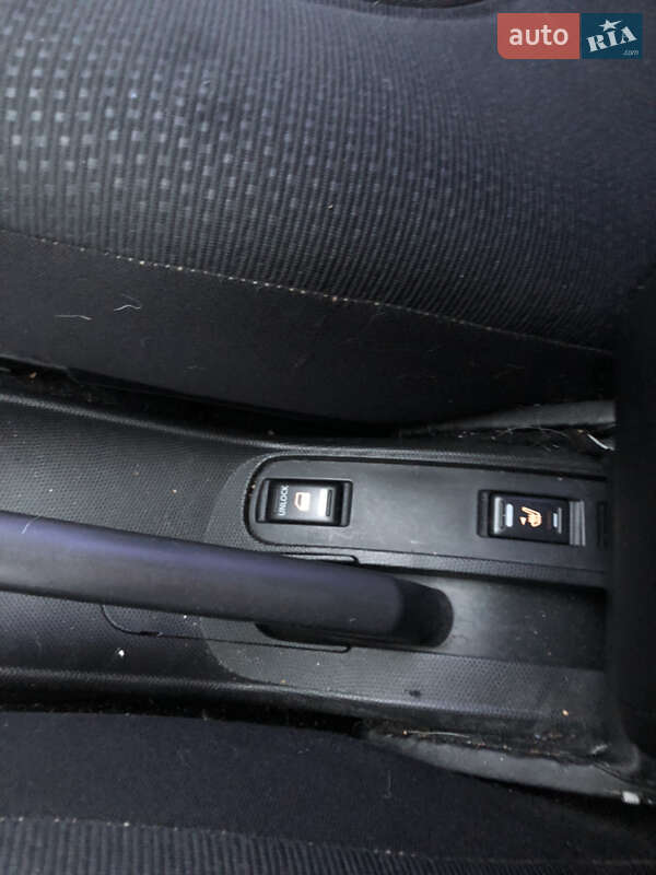 Хэтчбек Nissan Micra 2010 в Киеве