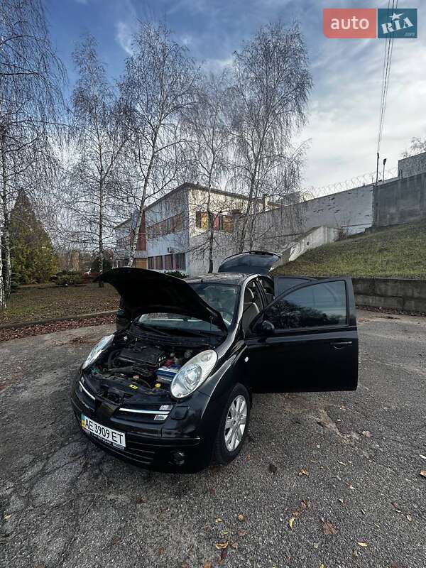 Хэтчбек Nissan Micra 2006 в Запорожье