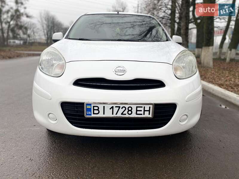 Хэтчбек Nissan Micra 2013 в Полтаве