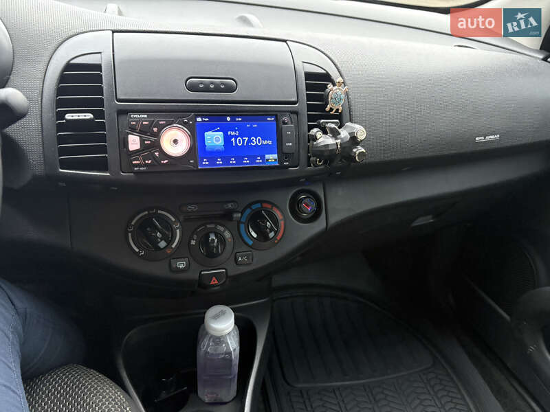 Хэтчбек Nissan Micra 2009 в Днепре