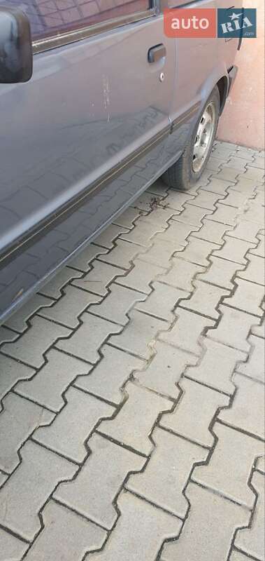 Хэтчбек Nissan Micra 1997 в Краматорске