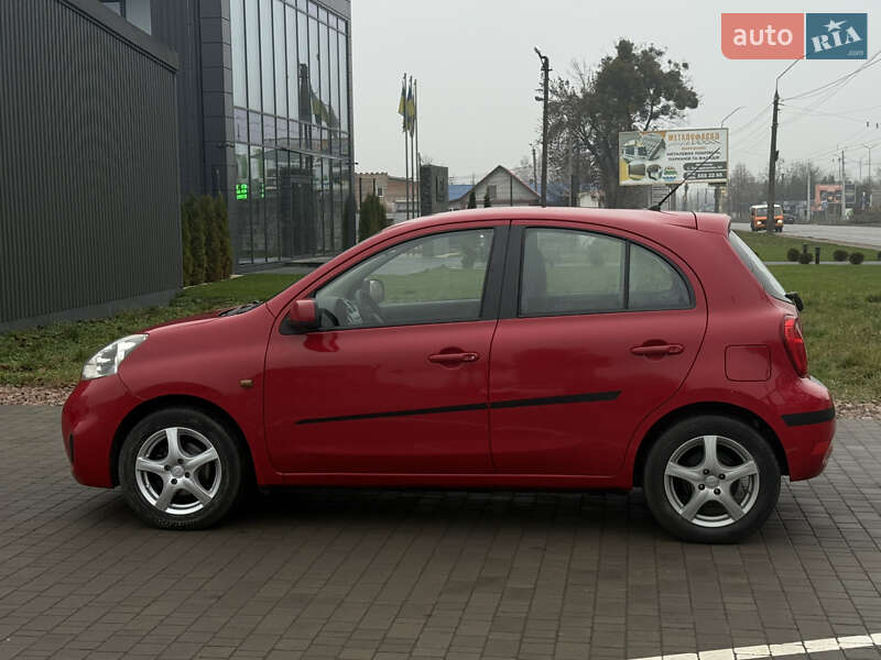 Хэтчбек Nissan Micra 2015 в Житомире