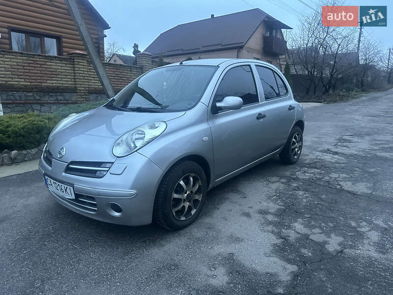 Хэтчбек Nissan Micra 2006 в Звенигородке