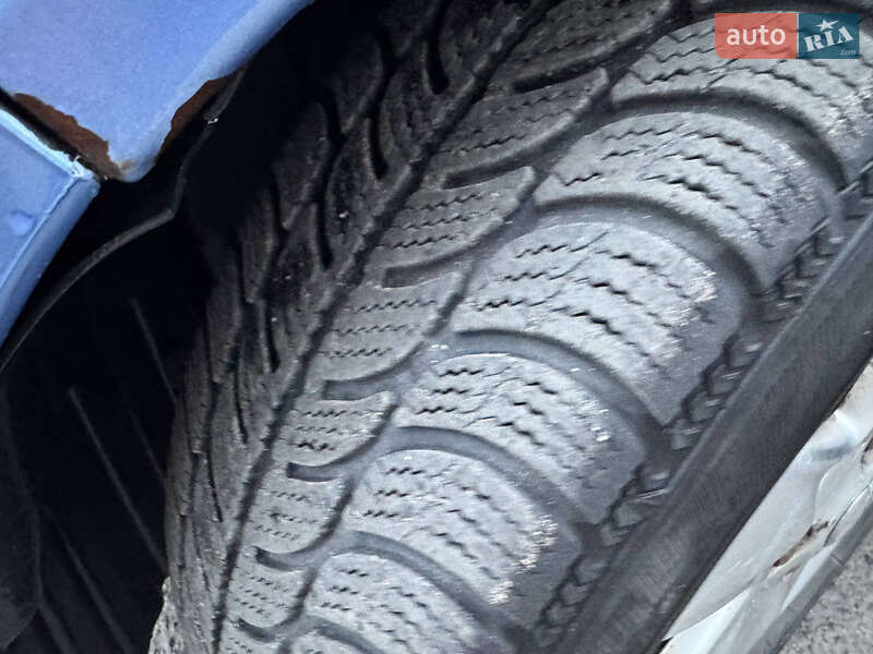 Хэтчбек Nissan Micra 2004 в Киеве