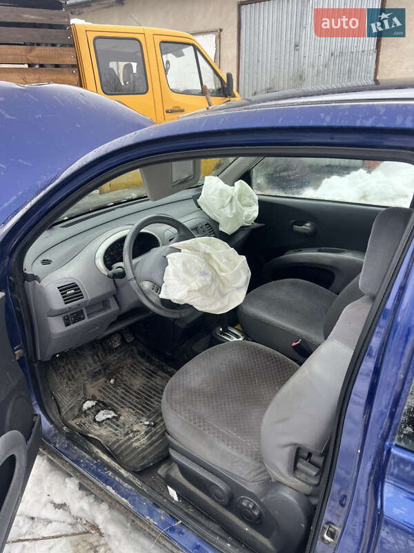 Хэтчбек Nissan Micra 2003 в Ямполе фото 5 Хэтчбек Nissan Micra 2003 в Ямполе