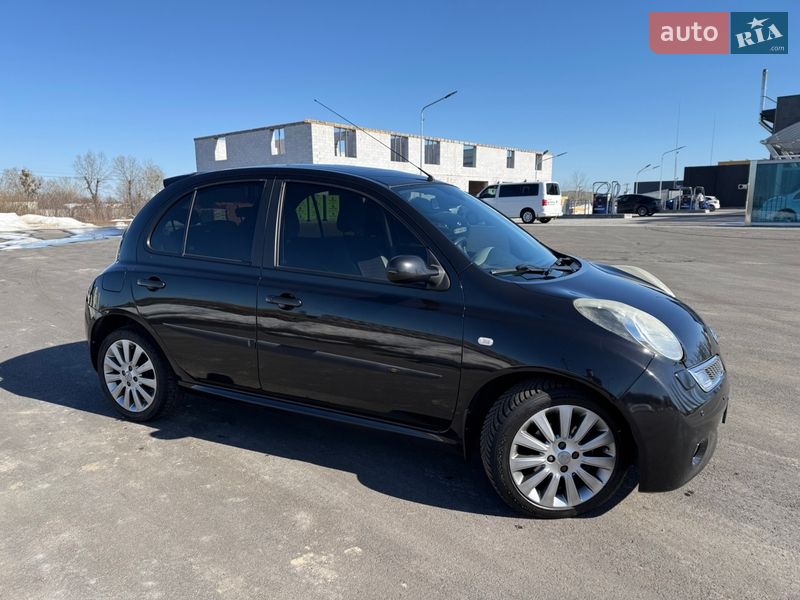 Хэтчбек Nissan Micra 2008 в Буче