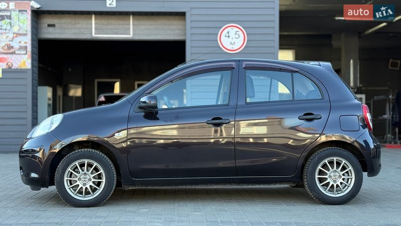 Хэтчбек Nissan Micra 2013 в Киеве