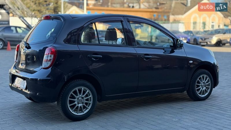Хэтчбек Nissan Micra 2013 в Киеве