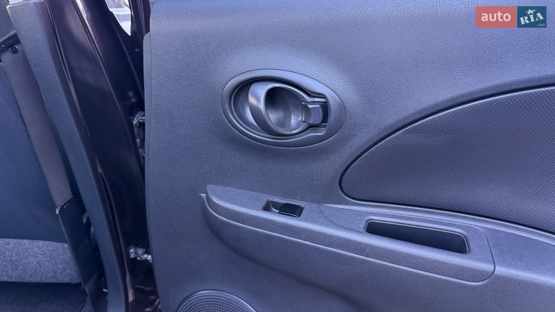 Хэтчбек Nissan Micra 2013 в Киеве