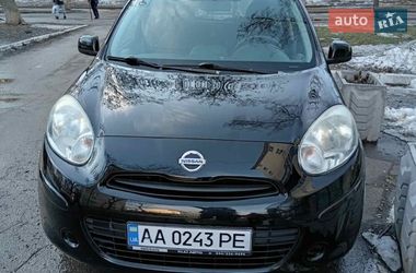 Хэтчбек Nissan Micra 2015 в Киеве