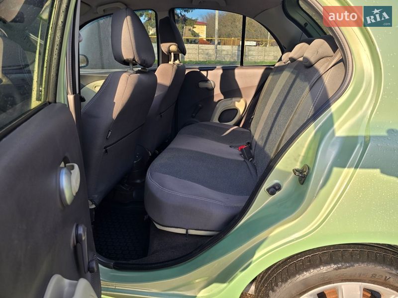 Хэтчбек Nissan Micra 2005 в Одессе