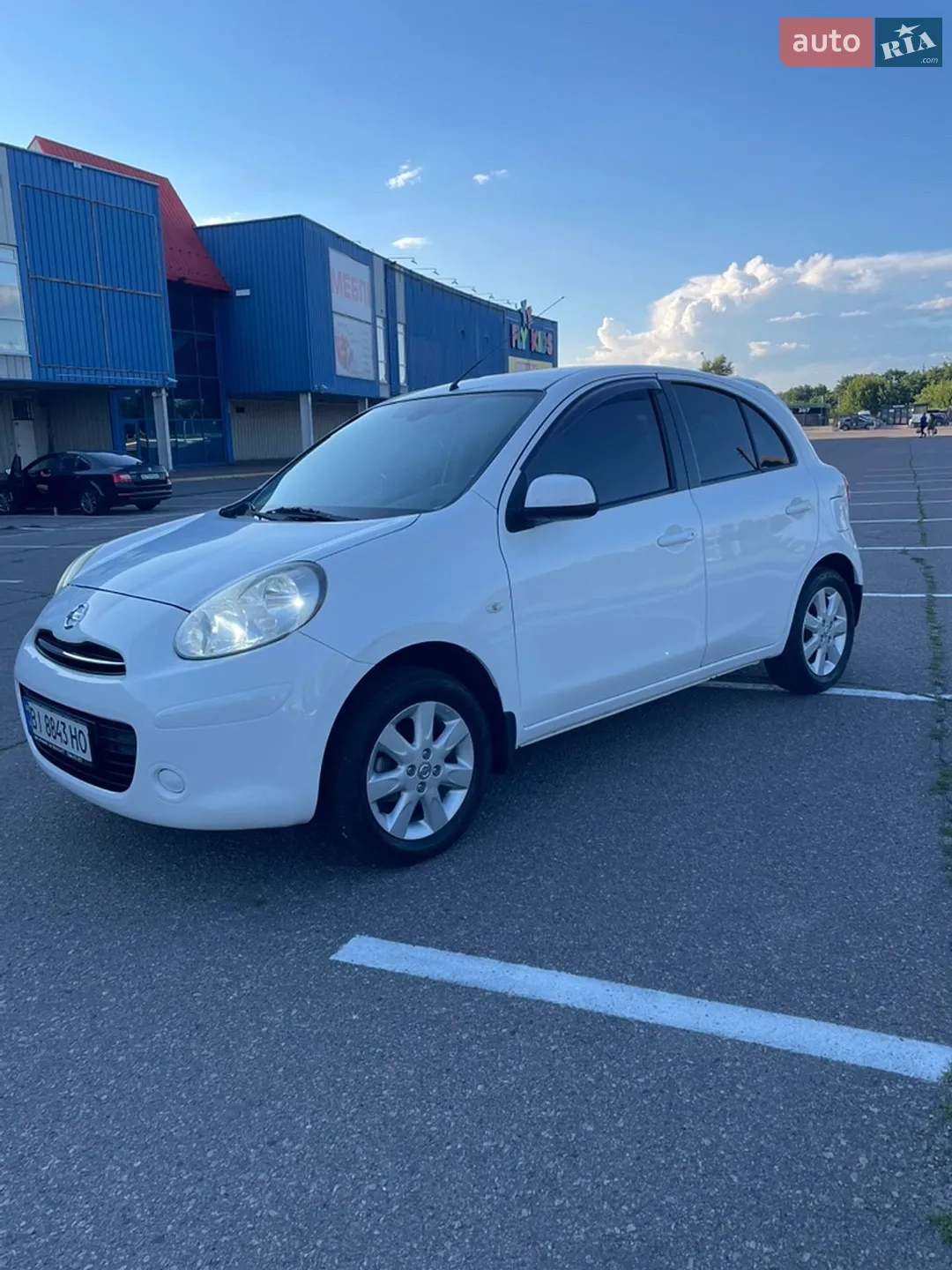 2013 Nissan Micra - мініатюра 2