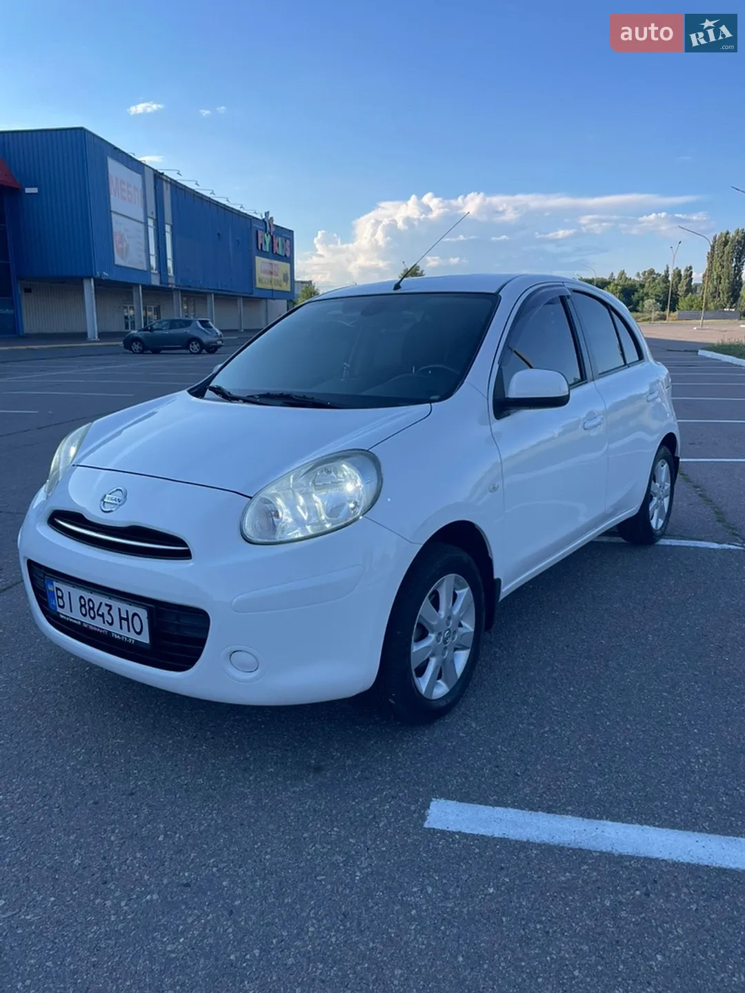 2013 Nissan Micra - мініатюра 3