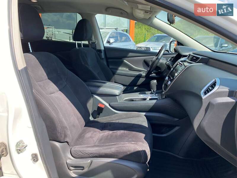 Позашляховик / Кросовер Nissan Murano 2019 в Львові