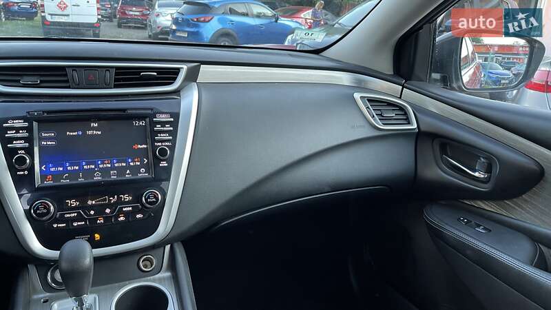 Позашляховик / Кросовер Nissan Murano 2016 в Одесі