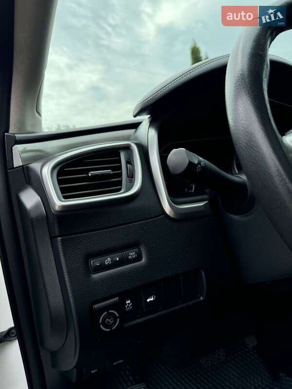 Внедорожник / Кроссовер Nissan Murano 2016 в Новгородке