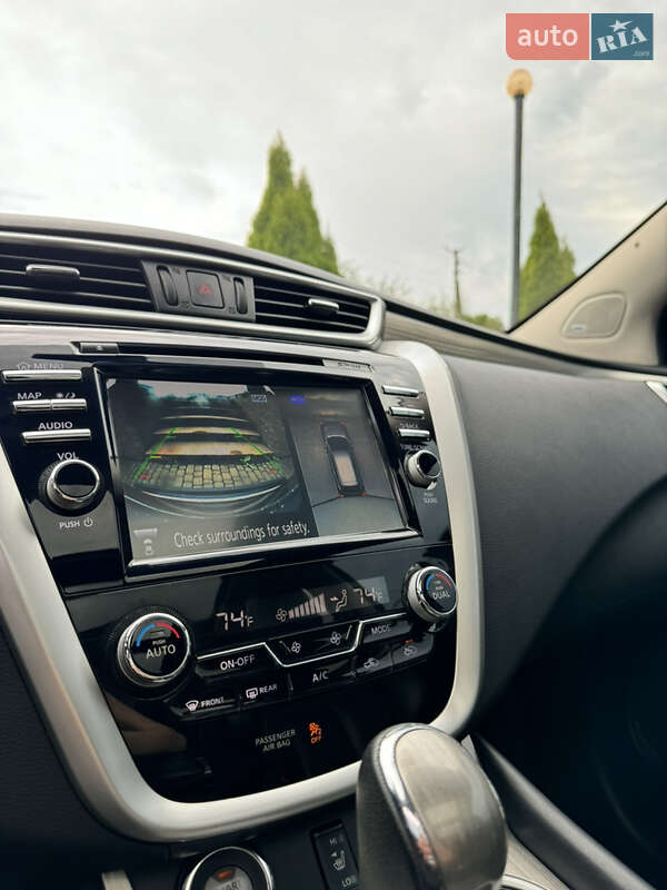 Внедорожник / Кроссовер Nissan Murano 2016 в Новгородке